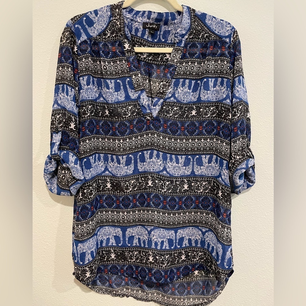 Justify elephant print sheer blouse in black and blue. High low hemp Si…